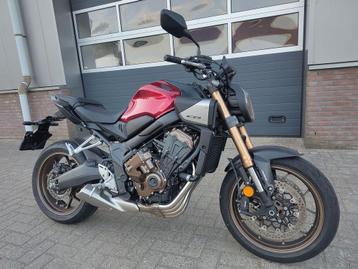 HONDA CB650R AC ECT model 2025 inruil mogelijk beschikbaar voor biedingen