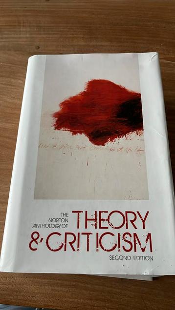 The Norton Anthology Theory & Criticism Second Edition beschikbaar voor biedingen