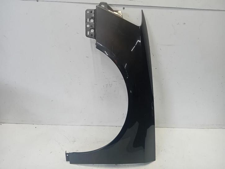 Voorscherm links Volkswagen Passat, Auto-onderdelen, Carrosserie en Plaatwerk, Spatbord, Volkswagen, Gebruikt, Herkomst onderdeel bekend