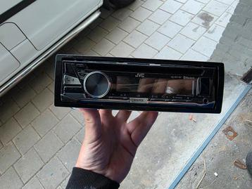 Autoradio JVC met Bluetooth beschikbaar voor biedingen