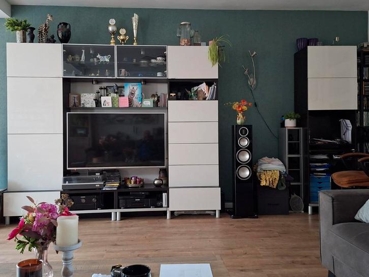 Frontjes ikea besta kast 12 stuk wit met aluminium rand, Huis en Inrichting, Kasten | Wandmeubels, Zo goed als nieuw, Minder dan 100 cm