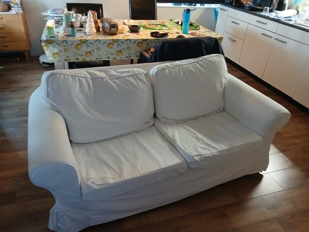 Gratis witte tweezitsbank, Huis en Inrichting, Banken | Bankstellen, Ophalen, Gebruikt, 150 tot 200 cm, Tweepersoons