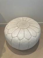 Witte leren poef / Marokkaanse poef / Poufs and Pillows, Ophalen, Minder dan 50 cm, Gebruikt, Rond