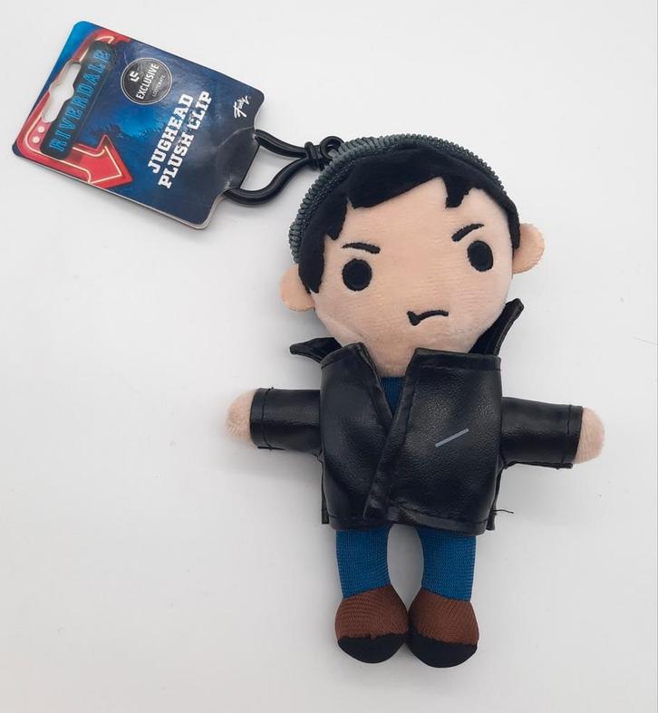 Riverdale Jughead Jones sleutelhanger knuffeltje NIEUW, Verzamelen, Film en Tv, Nieuw, Tv, Beeldje, Replica of Model, Ophalen of Verzenden