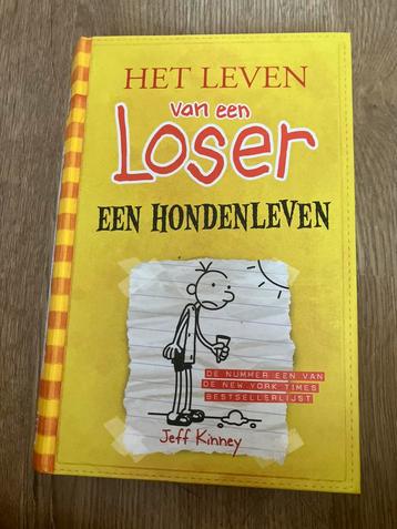 Jeff Kinney - Een hondenleven beschikbaar voor biedingen