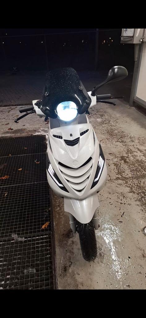 Zip 4t 2v 80cc, Fietsen en Brommers, Scooters | Piaggio, Gebruikt, Zip, Maximaal 45 km/u, Benzine, Ophalen