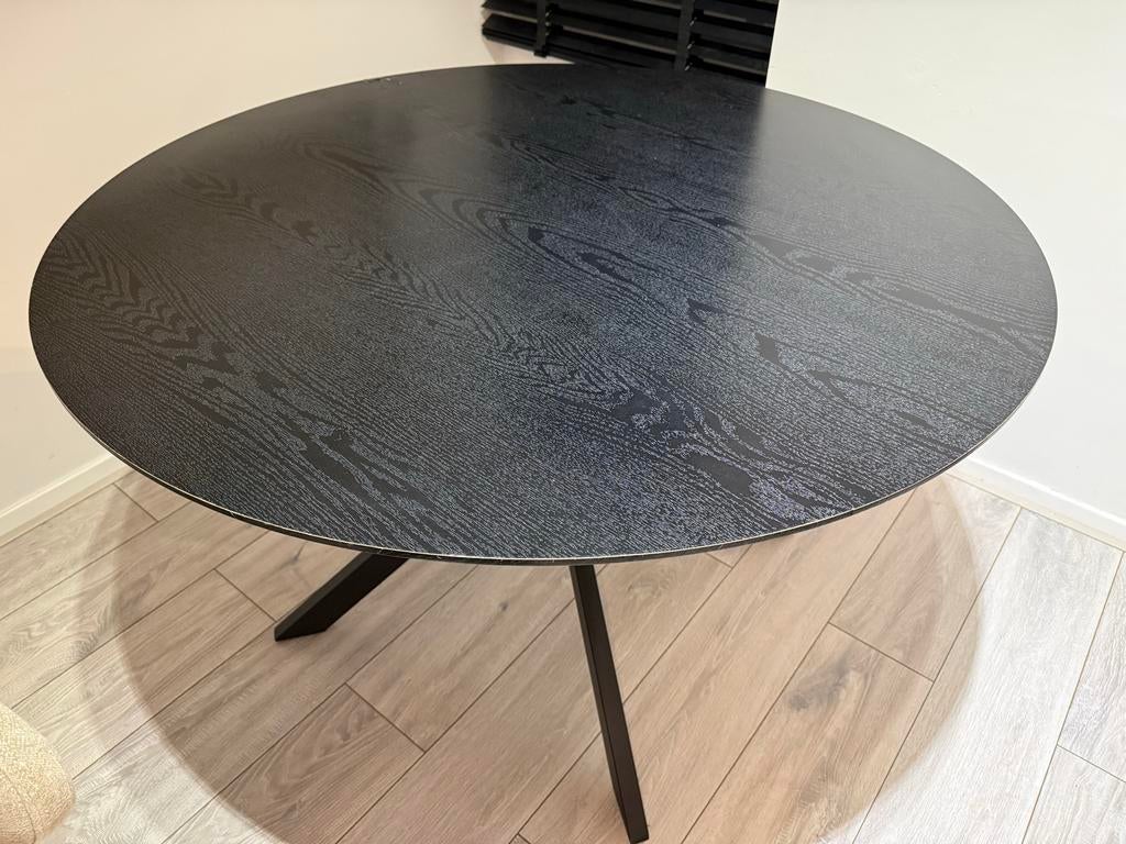 Ronde zwarte eettafel 120cm, Huis en Inrichting, Tafels | Eettafels, Gebruikt, 100 tot 150 cm, Vier personen, Rond, Metaal, Ophalen