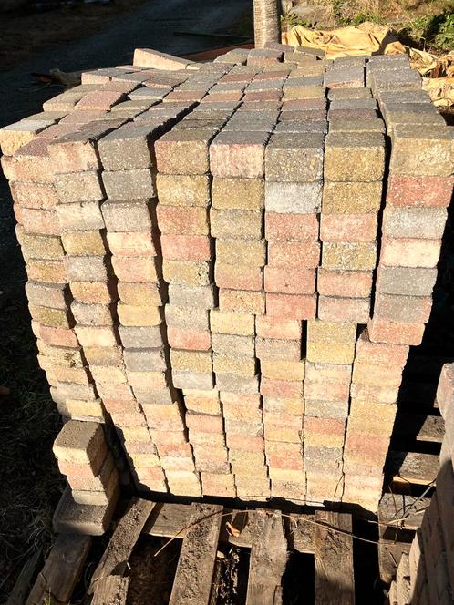 Betonklinkers rood/ geel / grijs 20m2 Terras, Zithoek, Oprit, Tuin en Terras, Tegels en Klinkers, Gebruikt, Klinkers, Beton, 10 m² of meer