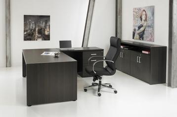 Directiebureau in hoekopstelling | Gemonteerd geleverd. beschikbaar voor biedingen