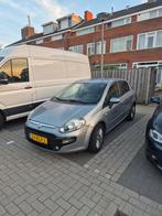 Fiat Punto 1.3 Multijet 62KW 5DR 2011 Grijs / diesel, Auto's, Voorwielaandrijving, Euro 5, 4 cilinders, 400 kg