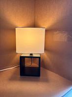 Design Tafellamp zwart hout + witte kap – met LED-lamp, Ophalen of Verzenden, Zo goed als nieuw, Hout, Minder dan 50 cm