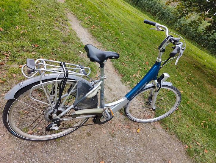Batavus Elektrische Fiets - Goede Staat!, Fietsen en Brommers, Fietsen | Dames | Damesfietsen, Gebruikt, Batavus, Versnellingen