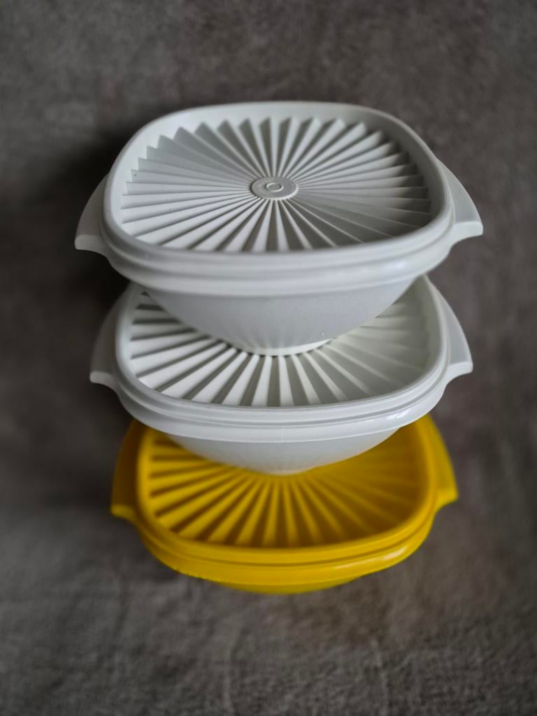 3 Sterdeksel of zonnedeksel TUPPERWARE schalen, Ophalen of Verzenden, Crème, Schaal