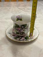 Royal Albert dames kopjes met schotel, Antiek en Kunst, Antiek | Servies los, Ophalen of Verzenden