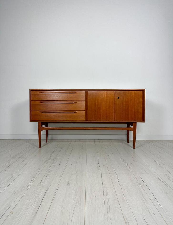 Vintage Heinrich Riestenpatt Teak Dressoir Sideboard Retro, Huis en Inrichting, Kasten | Dressoirs, Zo goed als nieuw, 100 tot 150 cm