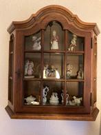 Vitrinekastje met Hummel beeldjes, Gebruikt, Eikenhout, Minder dan 25 cm, Minder dan 100 cm