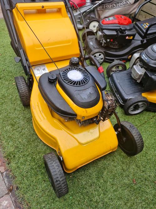Fleurelle motormaaier met aandrijving en 48cm maaibreedte., Tuin en Terras, Grasmaaiers, Zo goed als nieuw, Cirkelmaaier, Ophalen