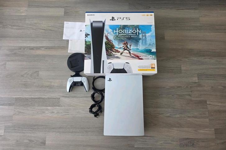 Zeernette Playstation Disc Editie+Games Lees Beschrijving ️❗, Spelcomputers en Games, Spelcomputers | Sony PlayStation 5, Zo goed als nieuw