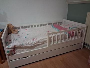 Peuterbed Petite Amélie 140x70 beschikbaar voor biedingen