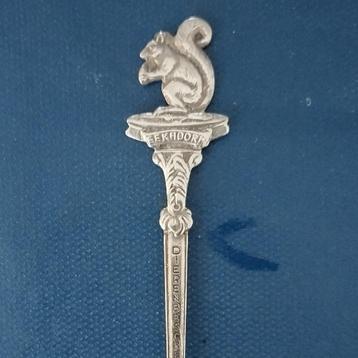 verzilverd lepeltje Eekhoorn Dierenbescherming (pleet 90) beschikbaar voor biedingen