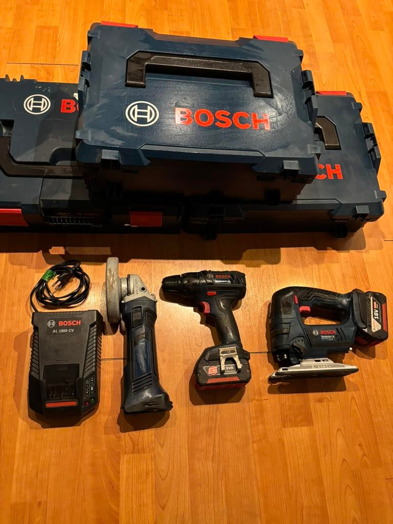 Bosch set, Ophalen of Verzenden, Zo goed als nieuw, Boormachine