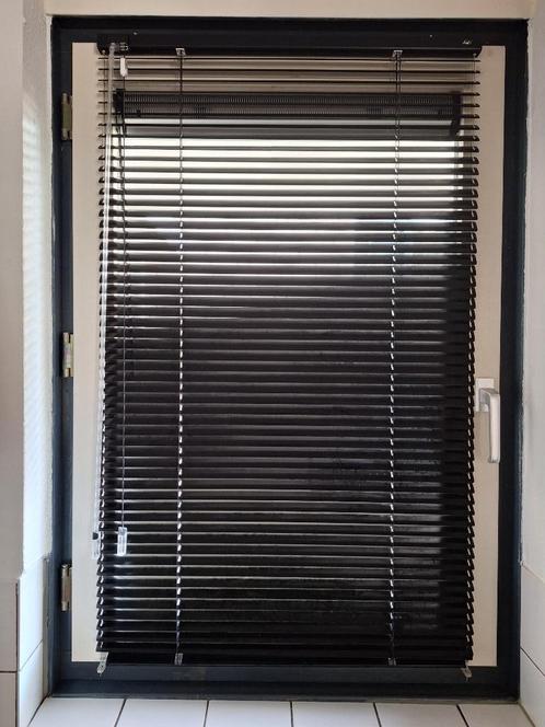 Luxaflex Jaloezie, Huis en Inrichting, Stoffering | Gordijnen en Lamellen, Gebruikt, 100 tot 150 cm, 50 tot 100 cm, Zwart, Ophalen