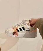 Adidas Superstar Hello Kitty and Friends Sneaker, Ophalen, Overige kleuren, Sportschoenen, Zo goed als nieuw