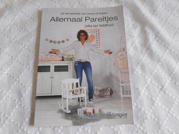 Haakboek Allemaal Pareltjes beschikbaar voor biedingen