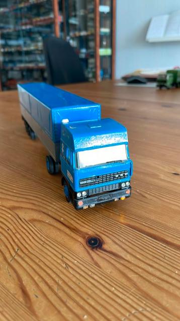 Daf 3300 turbo intercool truck met oplegger “AKZO” beschikbaar voor biedingen