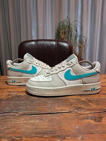 Nike Air Force 1 Premium 'Aurora Green' - Rare! Size 37,5 beschikbaar voor biedingen