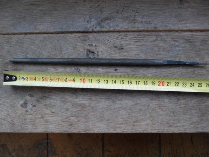 ronde vijl grof, Doe-het-zelf en Verbouw, Gereedschap | Handgereedschap, Zo goed als nieuw, Ophalen of Verzenden