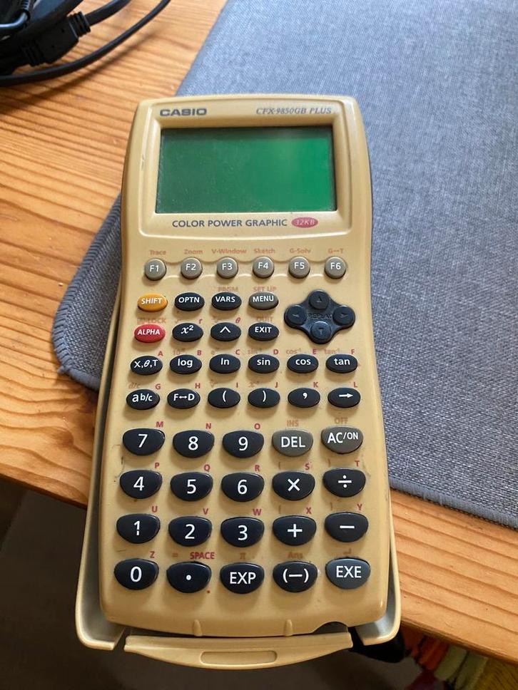 Casio cfx 9850gb grafische rekenmachine., Diversen, Rekenmachines, Zo goed als nieuw, Grafische rekenmachine, Ophalen of Verzenden