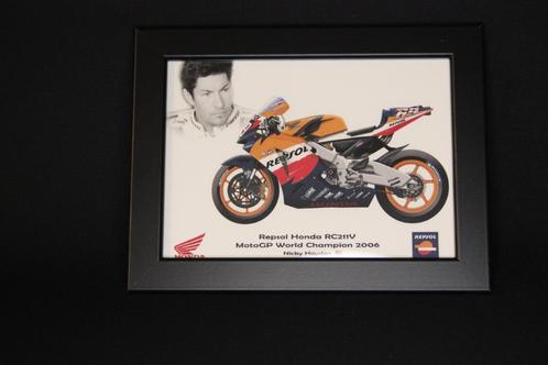 Print in lijst Honda RC211V #69 Nicky Hayden (USA), Huis en Inrichting, Woonaccessoires | Schilderijen, Tekeningen en Foto's, Nieuw