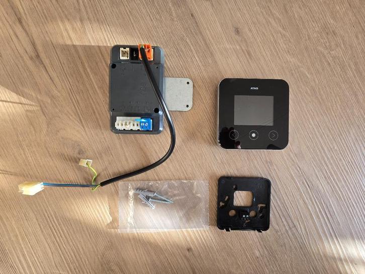 Atag One kamerthermostaat incl. BCU, Doe-het-zelf en Verbouw, Thermostaten, Zo goed als nieuw, Slimme thermostaat, Ophalen of Verzenden