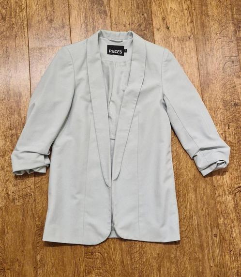 Pieces driekwart mouw licht groene blazer, Kleding | Dames, Jasjes, Kostuums en Pakken, Zo goed als nieuw, Groen, Ophalen of Verzenden