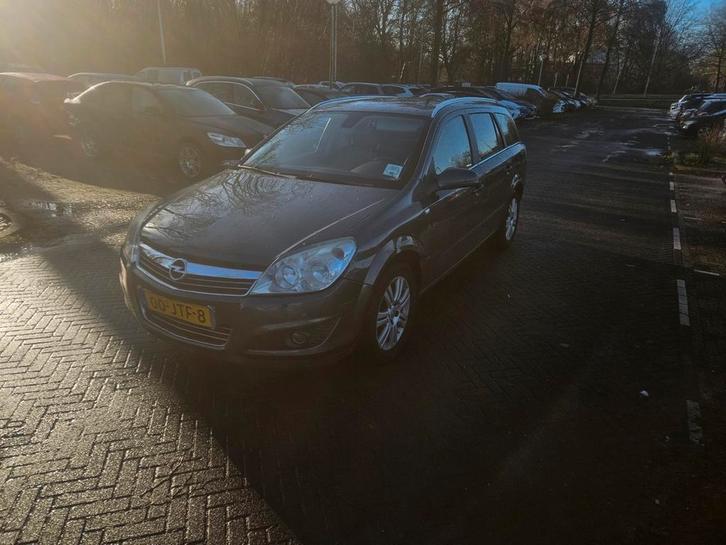 Opel Astra 1.6 16V 85KW St.wgn. 2009 Grijs, Auto's, Opel, Particulier, Astra, Airconditioning, Boordcomputer, Centrale vergrendeling