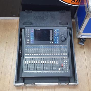  Yamaha LS9-16 Digital Mixing Console in Flightcase  beschikbaar voor biedingen