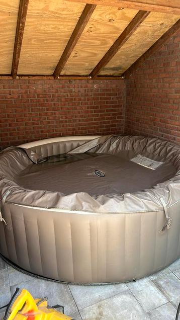 Intex PureSpa Jacuzzi 8 persoons beschikbaar voor biedingen