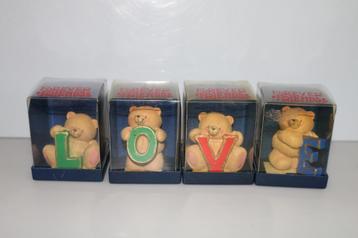 Forever Friends beertjes beren beer beeldjes letters L O V beschikbaar voor biedingen