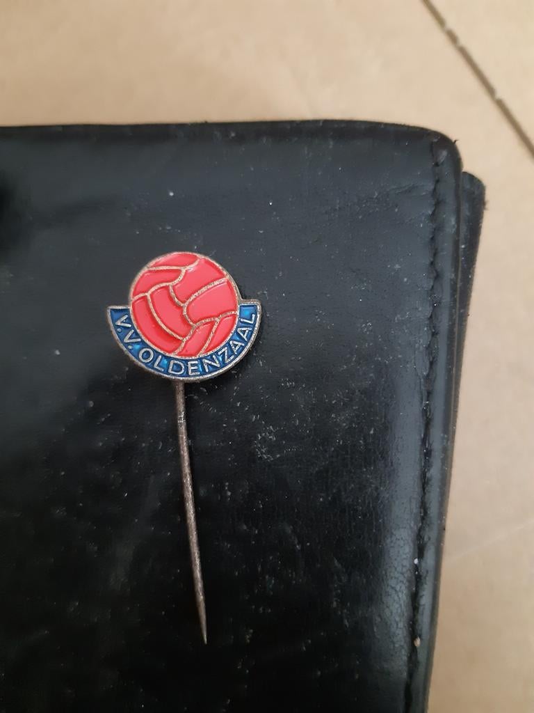 Speldje VV Oldenzaal, Verzamelen, Speldjes, Pins en Buttons, Ophalen of Verzenden, Zo goed als nieuw, Sport, Speldje of Pin