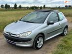 Peugeot 206 1.4 XT, 4 cilinders, Bedrijf, Handgeschakeld, 75 pk