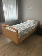 Hoog - laag bed met 2 nachtkastjes, Ophalen, Zo goed als nieuw, Eenpersoons