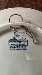 Petrus Regout Fantaisie Wandbord, Antiek en Kunst, Ophalen of Verzenden