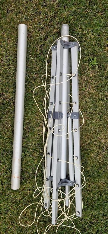 Te koop inklapbaar droogrek beschikbaar voor biedingen
