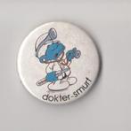 Dokter Smurf de Smurfen button, Verzamelen, Speldjes, Pins en Buttons, Zo goed als nieuw, Verzenden, Overige onderwerpen