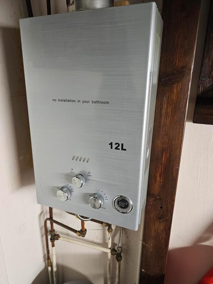 12L Geiser - Camping, Caravan, Vakantiehuis, Doe-het-zelf en Verbouw, Geisers en Boilers, Zo goed als nieuw, Geiser, Propaan of Butaan