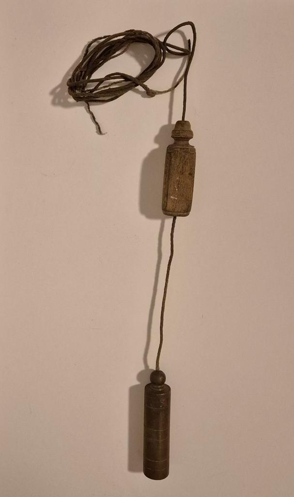 Antiek Schietlood/Loodlijn, Antiek en Kunst, Antiek | Gereedschap en Instrumenten, Ophalen of Verzenden