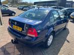 Volkswagen Bora 1.6 Trendline - Trekhaak - Elekt. ramen, Auto's, Volkswagen, Gebruikt, 4 cilinders, Blauw, 1137 kg