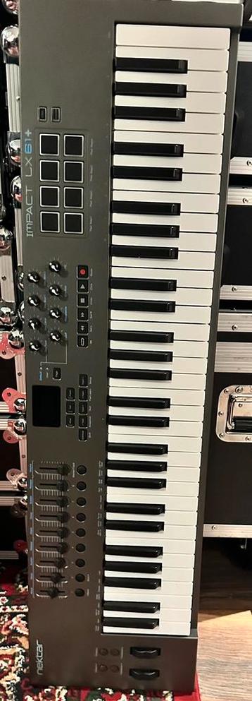 Nektar LX61+ midi keyboard beschikbaar voor biedingen