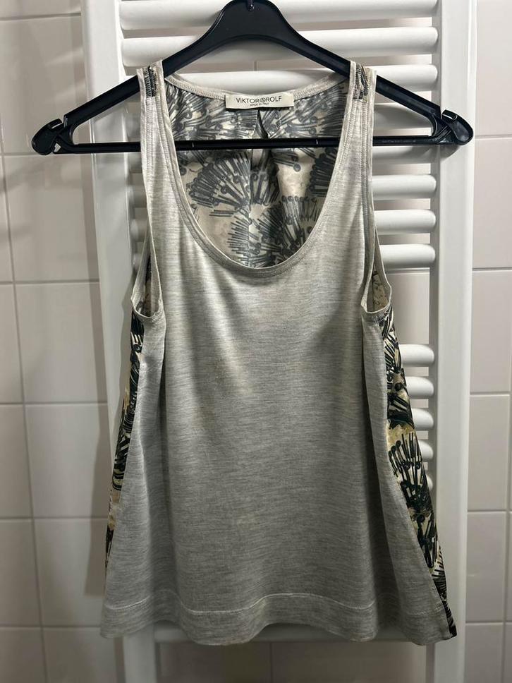 Viktor & Rolf - top, Kleding | Dames, Tops, Zo goed als nieuw, Maat 36 (S), Grijs, Zonder mouw, Ophalen of Verzenden